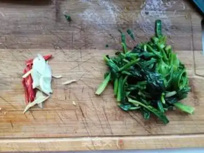 Make Scrambled spinach step 4
