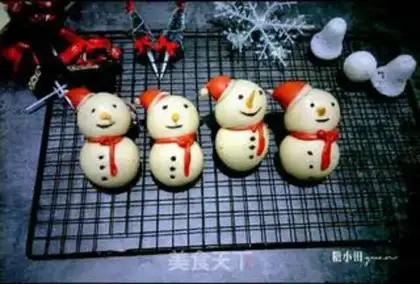 Make Snowman lollipop buns step 16