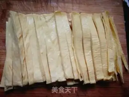 Make cucumber tofu skin step 0