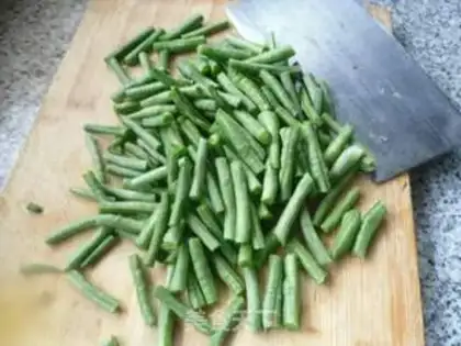 Make The old soup burns the beans step 1