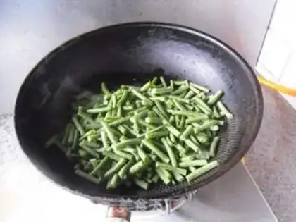 Make The old soup burns the beans step 3