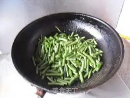 Make The old soup burns the beans step 4
