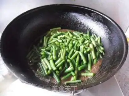 Make The old soup burns the beans step 6
