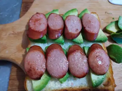 Make Beef sausage sandwich step 5