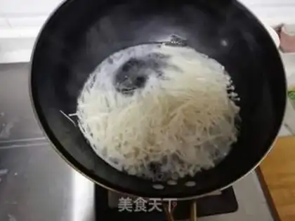 Make A simple sour, fat cow step 3