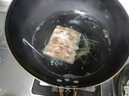 Make A simple sour, fat cow step 4