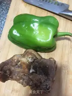 Make Pepper fried pork step 0