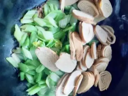 Make Pork beans and celery step 5