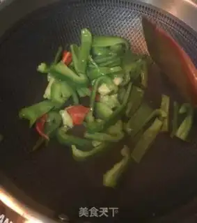Make Pepper fried pork step 6