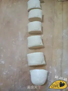 Make Butterfly buns step 2