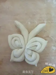 Make Butterfly buns step 6