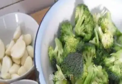 Make Garlic broccoli step 0