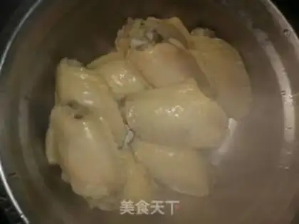 Make Red chicken wings step 2