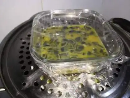 Make Pine omelet egg sausage step 8