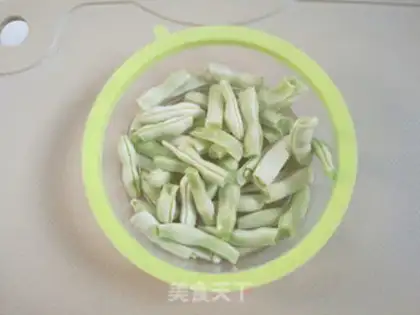 Make Garlic beans step 2