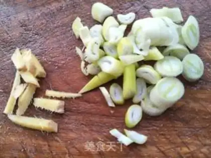 Make Shrimp cabbage step 1