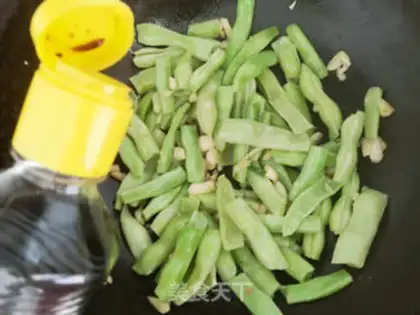 Make Garlic beans step 6