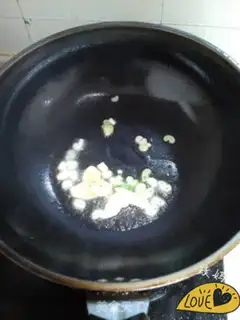 Make The red tongue fish step 3