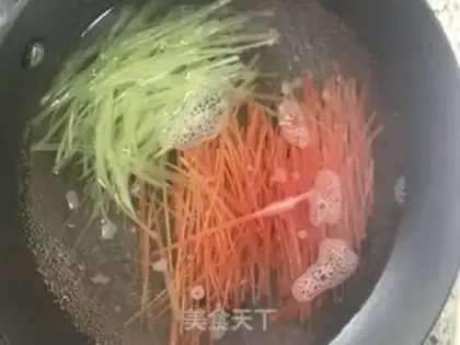 Make Three pieces of noodles step 1