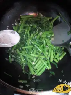 Make Garlic cabbage step 5