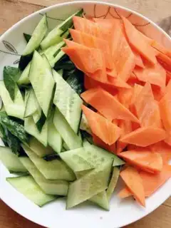 Make cucumber carrots, soy eggs step 0