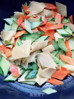 Make cucumber carrots, soy eggs step 4