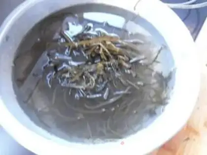 Make Garlic seaweed step 1