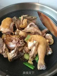 Make Onion hand tore chicken leg step 6