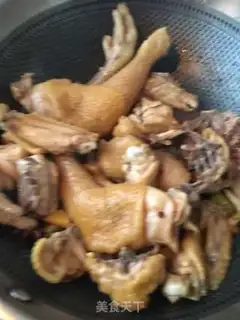 Make Onion hand tore chicken leg step 7