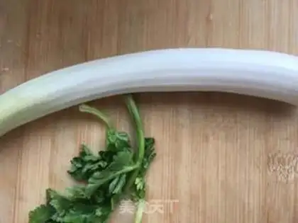 Make Onion hand tore chicken leg step 10