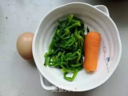 Make Scrambled eggs step 3