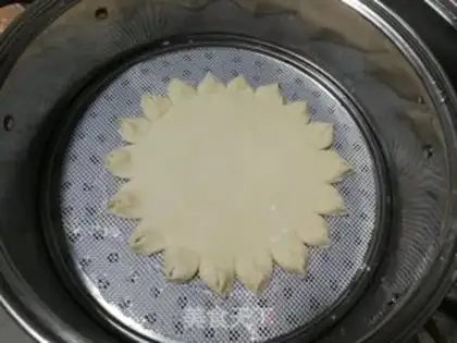 Make Gold and silver dates step 6