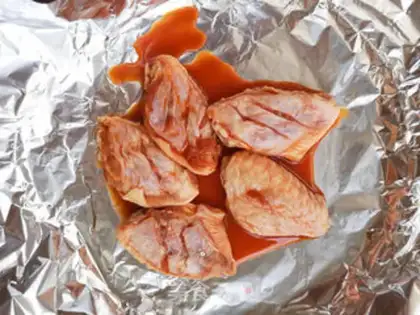 Make The honey is on the wings step 4