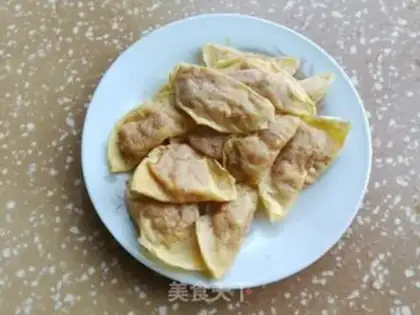 Make Shrimp egg dumpling soup step 1