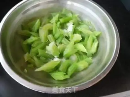 Make Cream with peanuts step 6