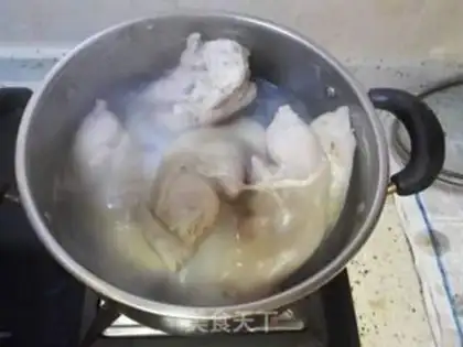 Make Pork hoof step 1