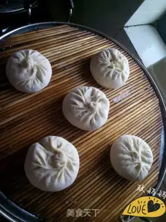 Make A meat bun step 7