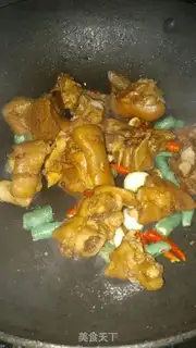 Make Twin peppers and feet step 7