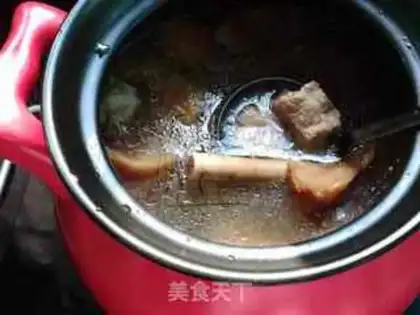 Make Monkey mushrooms, hawk bean ribs soup step 7