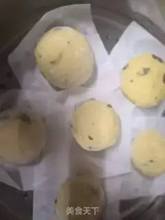 Make Cranberry pumpkin buns step 6