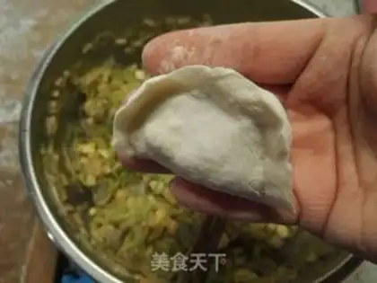 Make Crayfish stale step 11