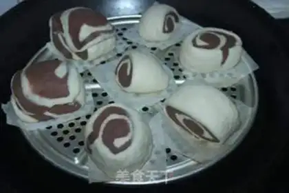 Make Double-coloured buns step 10