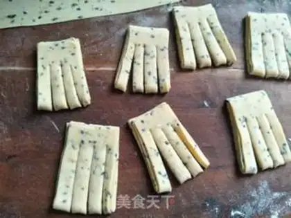 Make Fried leaf step 4