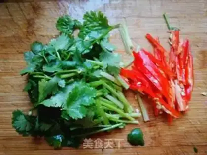 Make Spicy red bean skin step 2