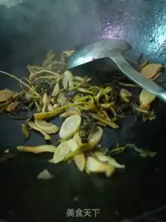 Make Carrot sprouts for rabbit step 4