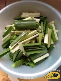 Make Garlic rice step 1