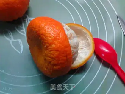 Make Orange bowls of milk and fragrance step 4