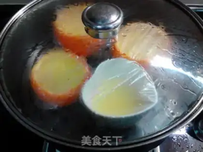 Make Orange bowls of milk and fragrance step 11