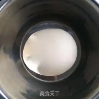 Make Eggs and noodles step 2