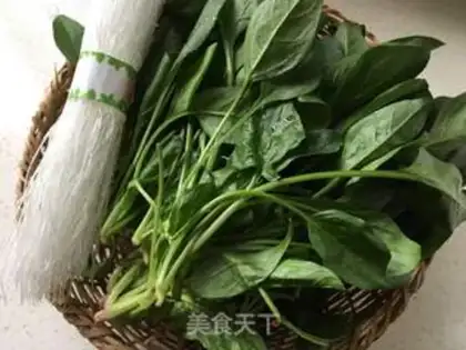 Make A spinach mix fan step 0